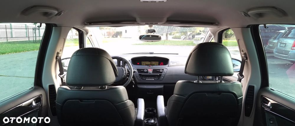 Citroën C4 Grand Picasso - 11