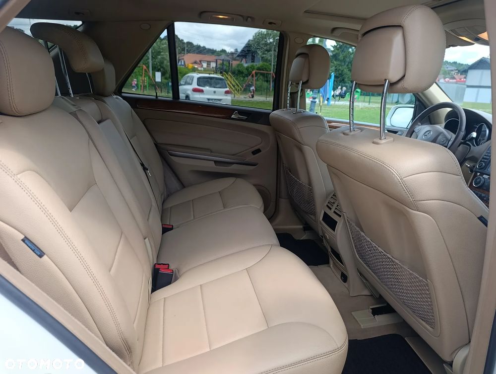 Mercedes-Benz ML 350 4Matic 7G-TRONIC - 17