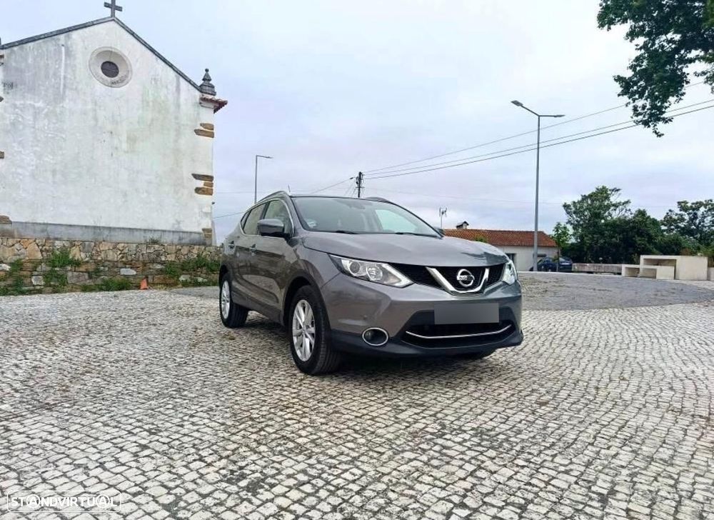 Nissan Qashqai 1.5 dCi N-Connecta - 1