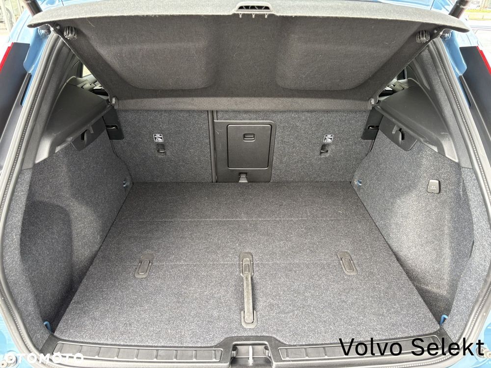 Volvo XC 40 - 23