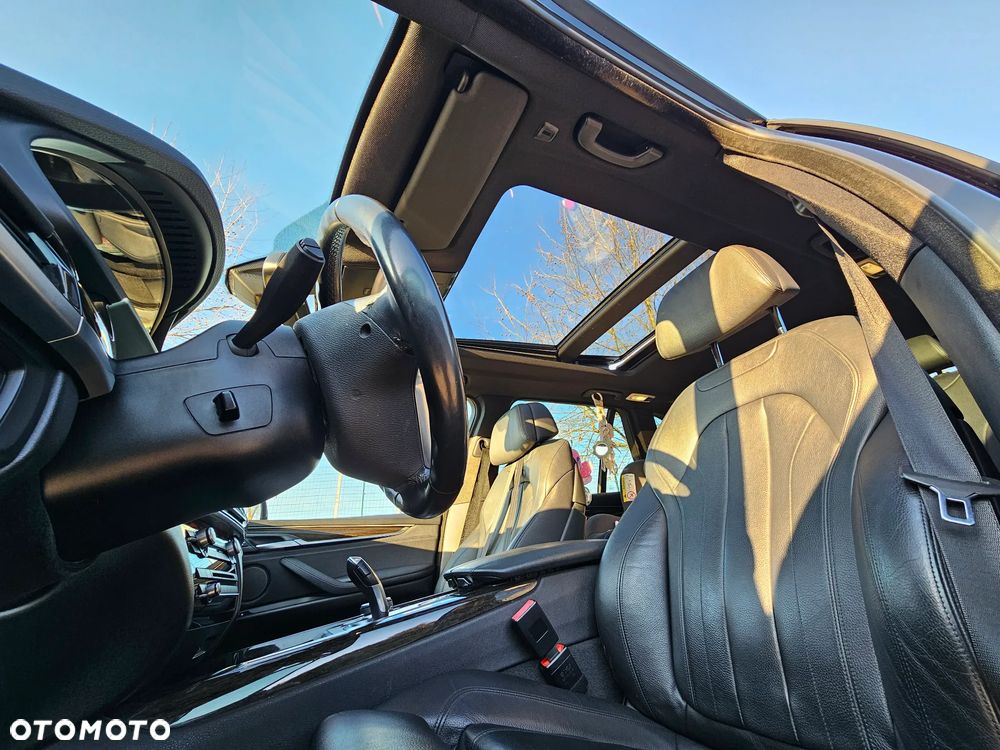 BMW X5 xDrive30d Sport-Aut - 25