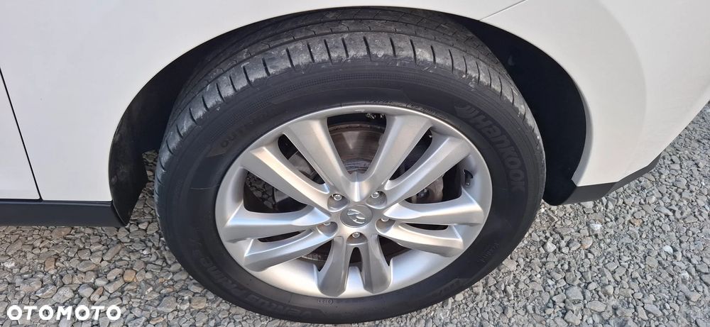 Hyundai ix35 2.0 4WD Premium - 26