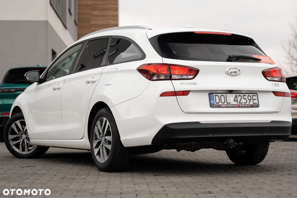Hyundai i30 1.6 D Style - 16