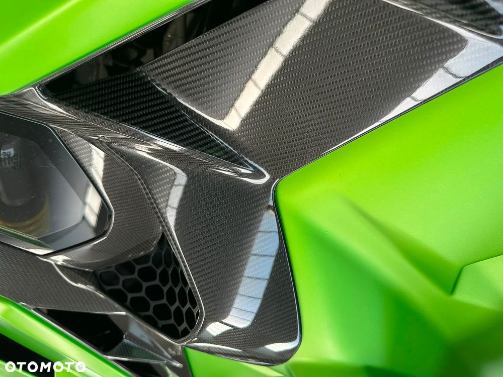 Lamborghini Aventador SVJ - 12