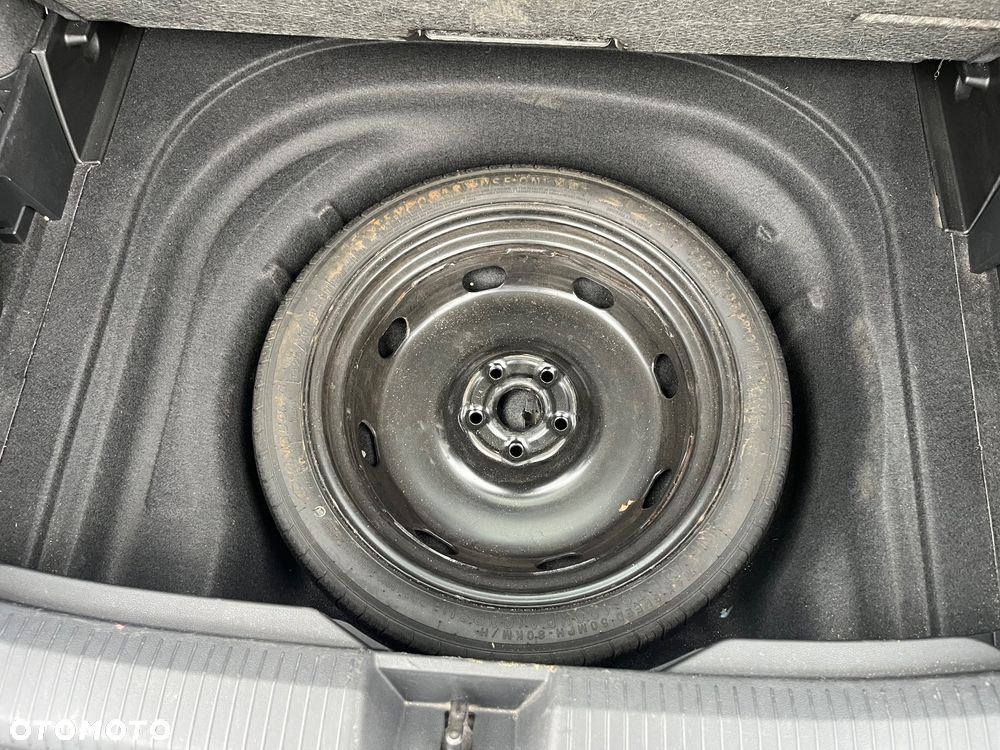 Volkswagen Golf VIII 2.0 TDI Style DSG - 10