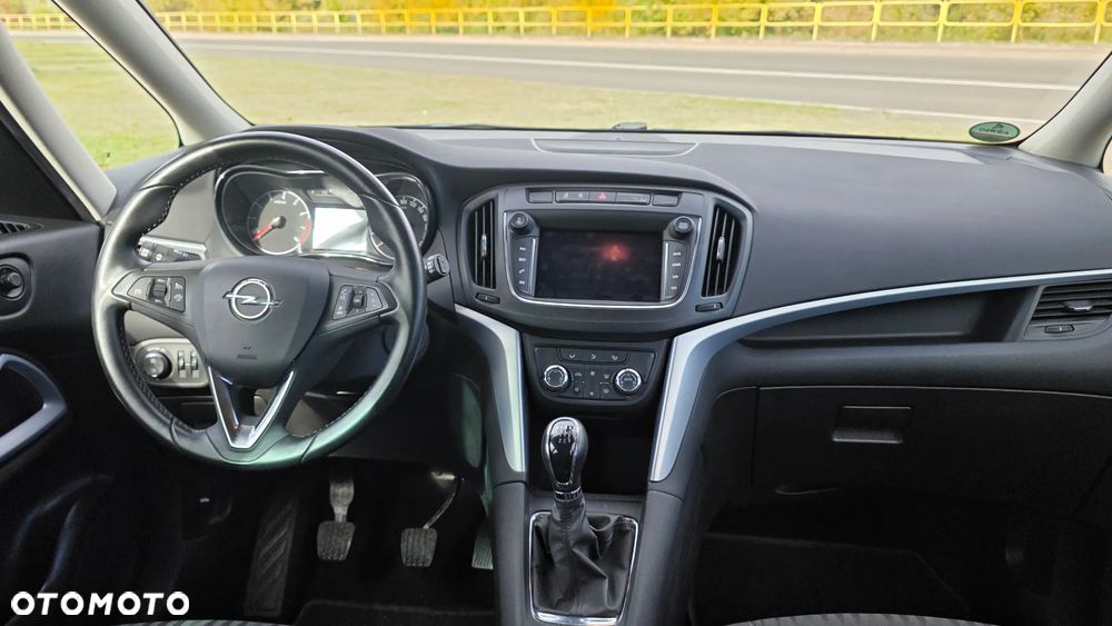 Opel Zafira - 21
