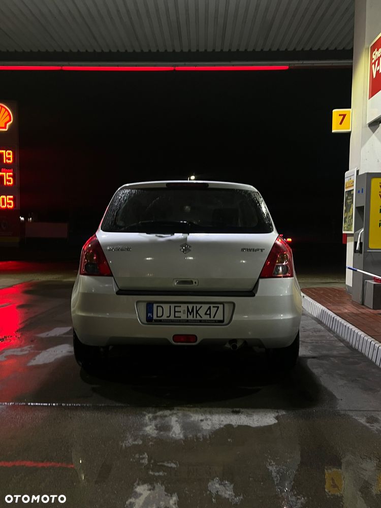 Suzuki Swift 1.3 GLX / Comfort - 5