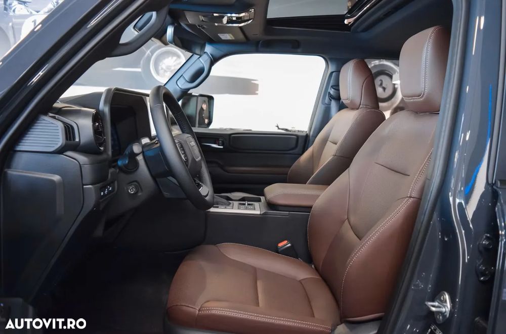 Toyota Land Cruiser 2.8l D-4D 204 CP A/T 7 locuri Luxury AVS Brown - 8