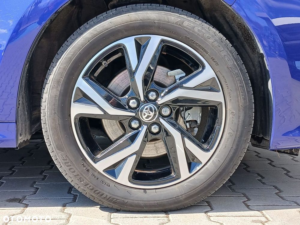 Toyota Yaris Hybrid 1.5 Style - 35