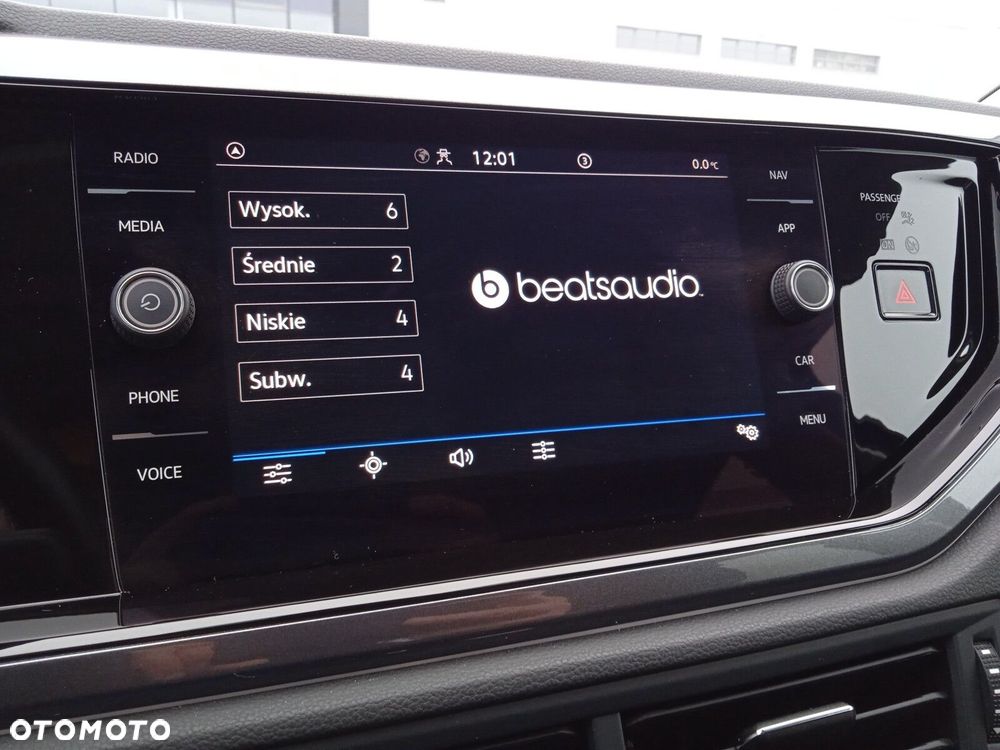 Volkswagen Polo 1.0 TSI Style - 28