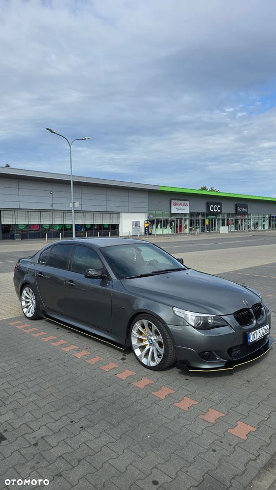 BMW 5 Series 2005 photo 3