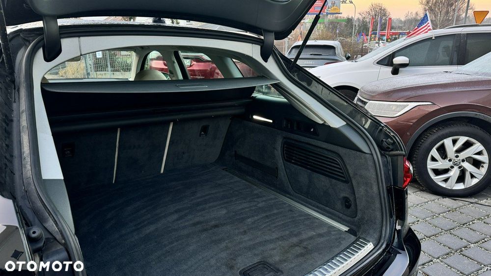 Audi A6 Avant - 18