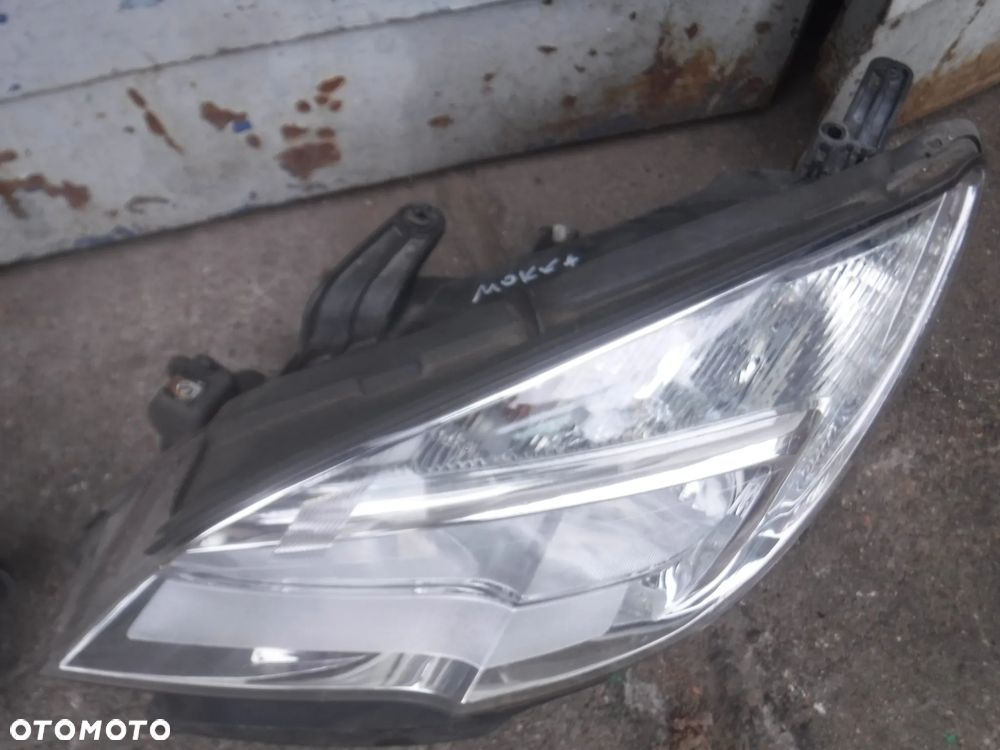 Opel Mokka  12-16 lampa przod  lewa prawa - 6