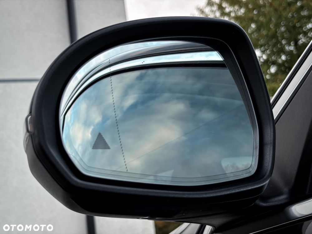 Mercedes-Benz Klasa C 200 d 9G-TRONIC Avantgarde - 36