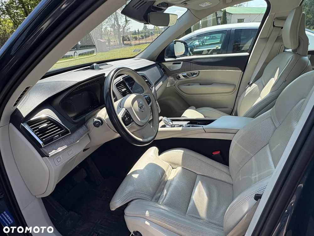 Volvo XC 90 - 11