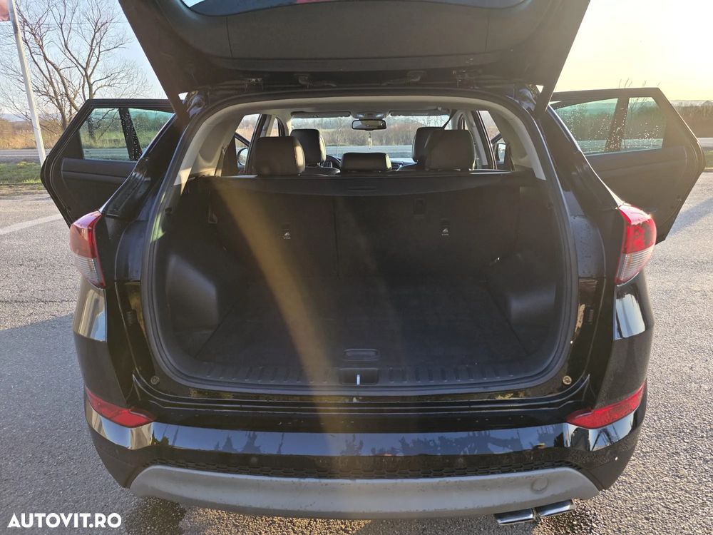 Hyundai Tucson 2.0 CRDI 4WD Automatik Style - 8