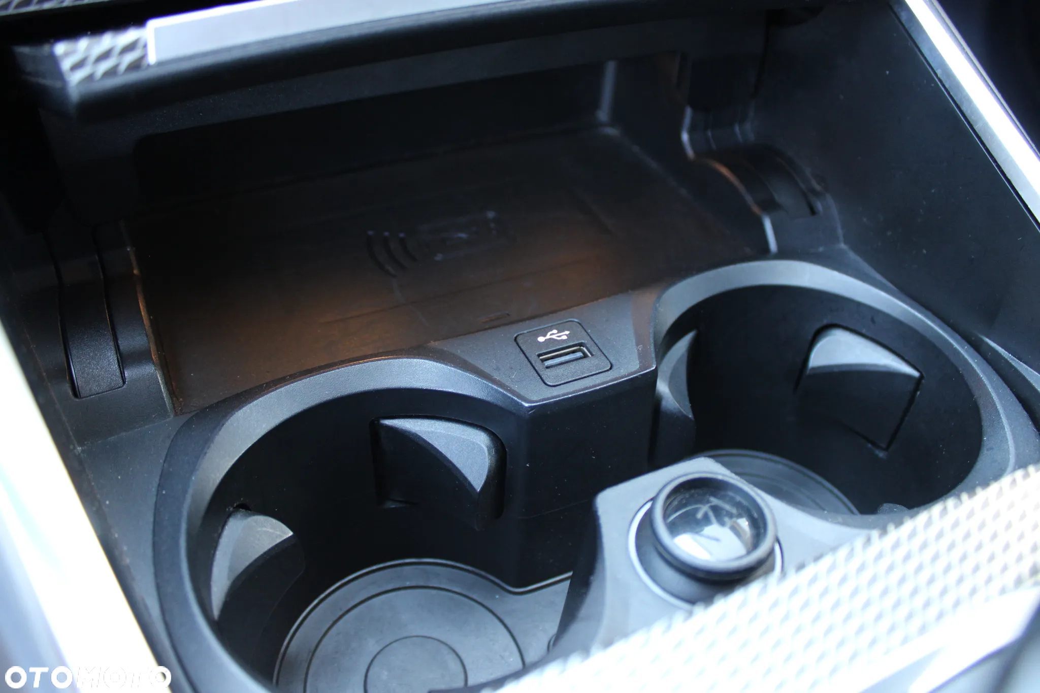 BMW Seria 3 330i xDrive M Sport sport - 18