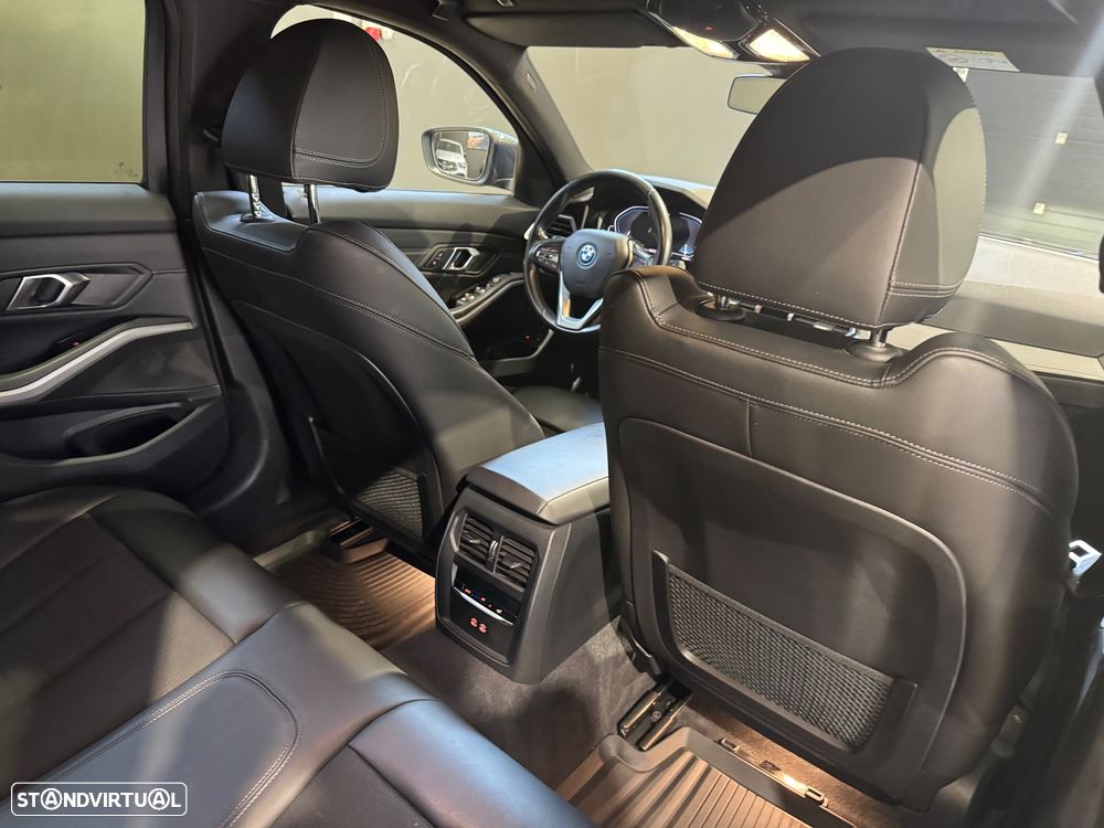 BMW 320 e Corporate Edition Auto - 19