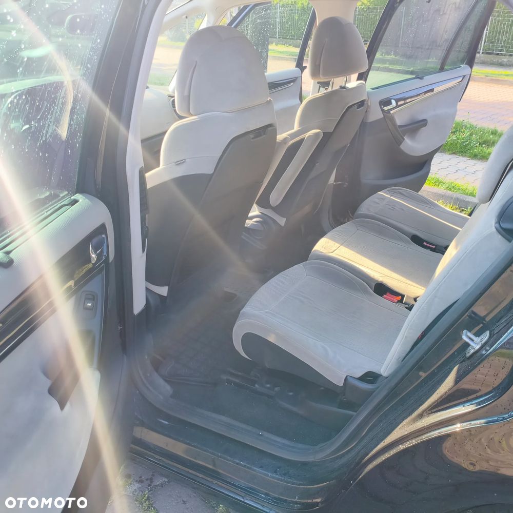 Citroën C4 Grand Picasso 2.0 HDi Exclusive - 31