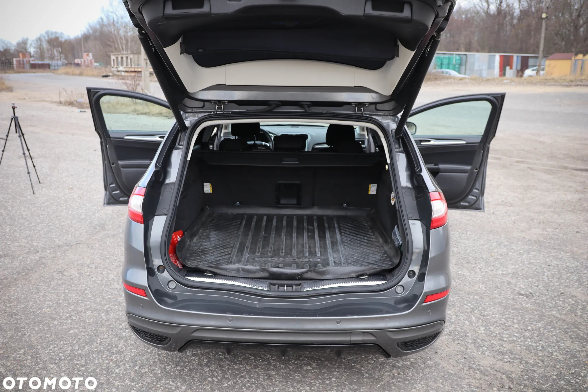 Ford Mondeo 2.0 TDCi ST-Line PowerShift - 24