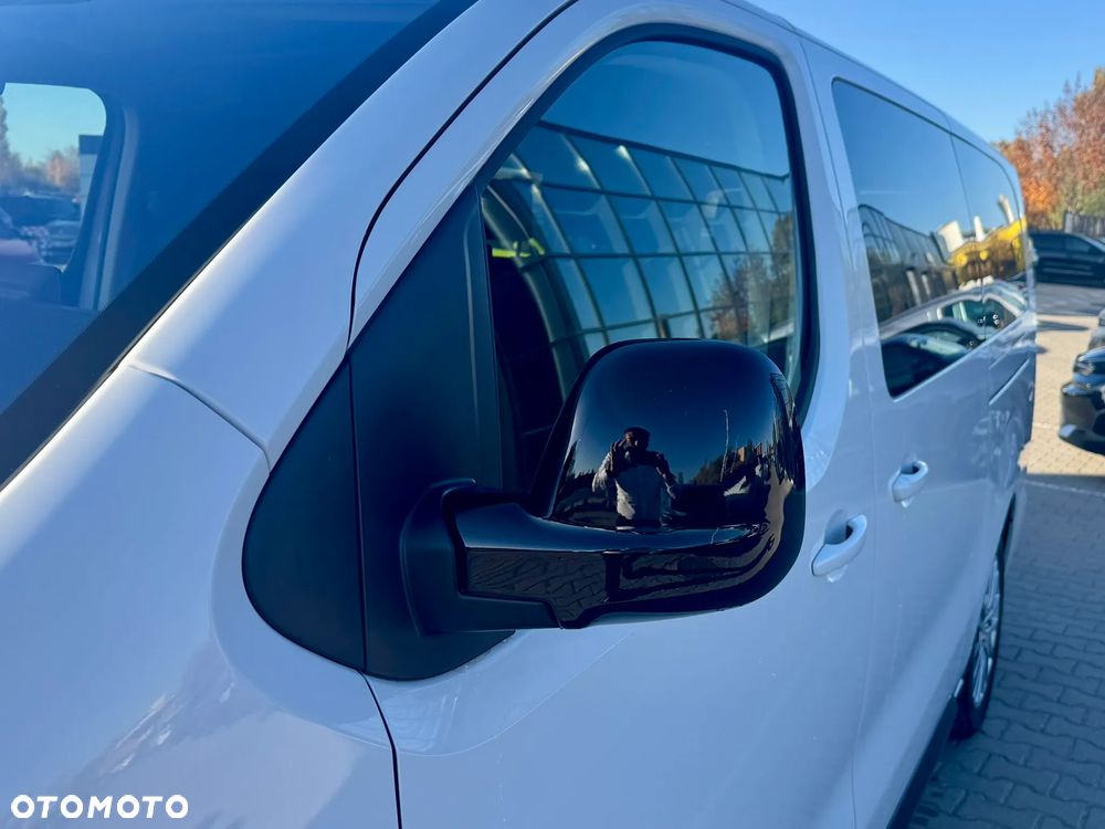 Peugeot Traveller 2.2 BlueHDi Long Business EAT8 - 10