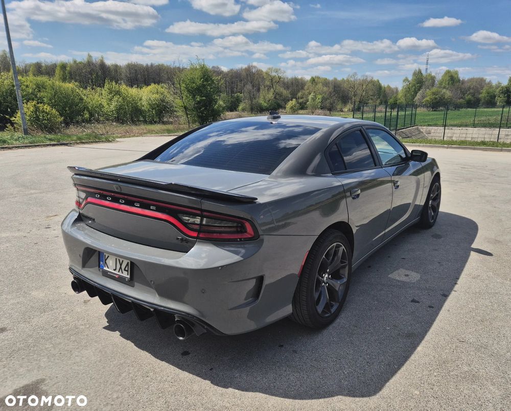 Dodge Charger 5.7 R/T - 4
