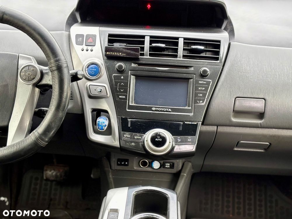 Toyota Prius+ - 13