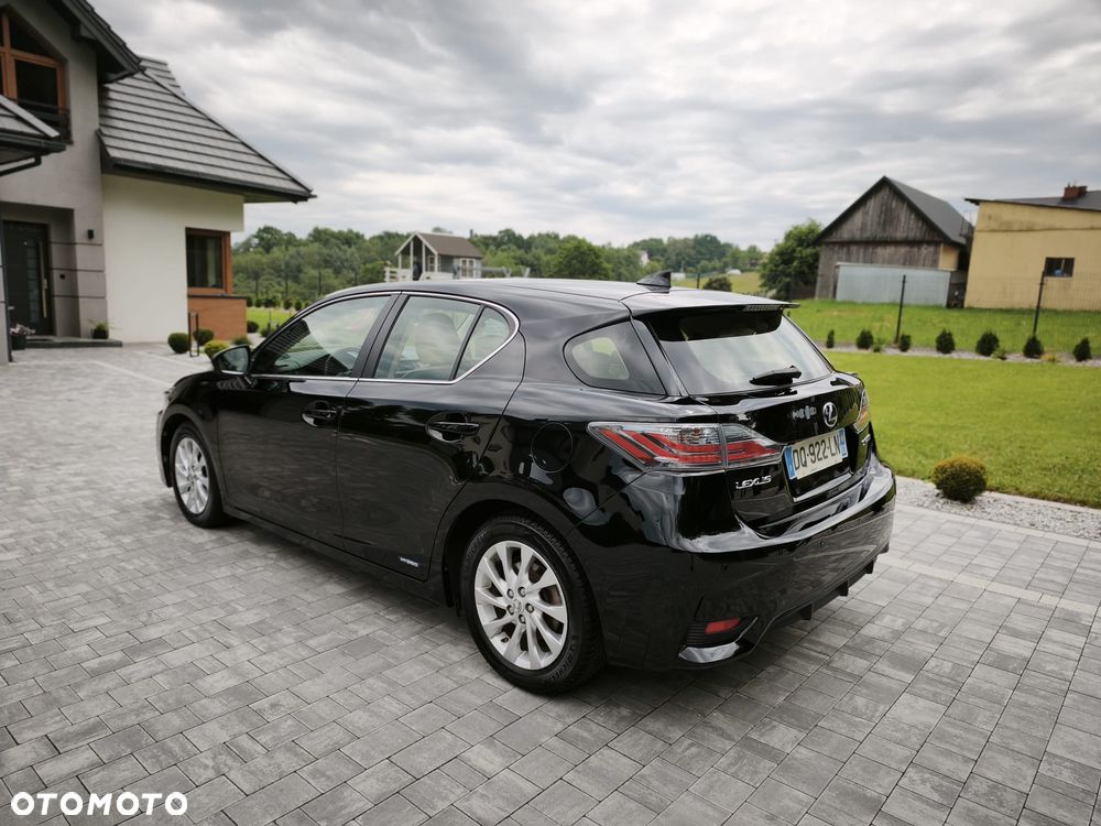 Lexus CT 200h F Sport - 2