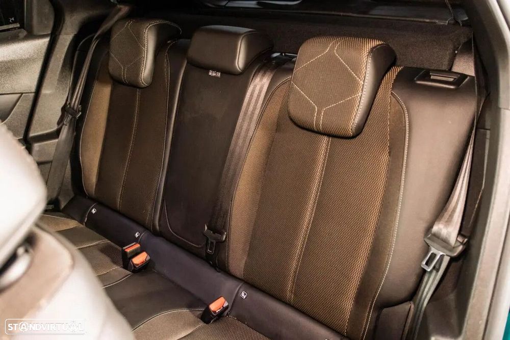 DS DS3 Crossback - 37