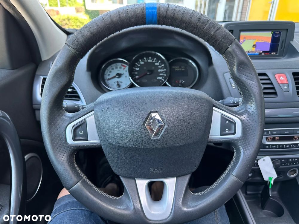Renault Megane TCe 180 GT - 9