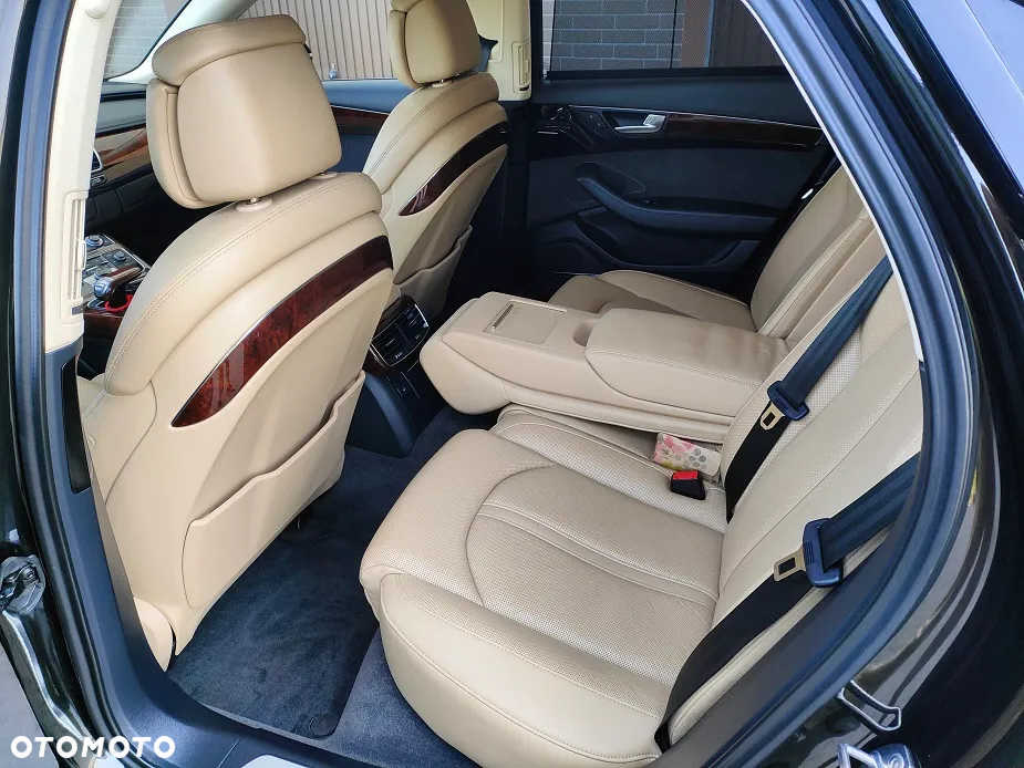 Audi A8 4.2 TDI Quattro - 14