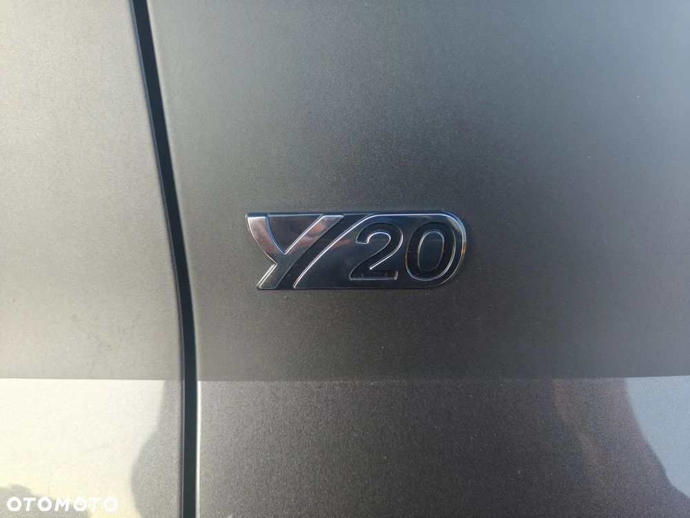 Toyota Yaris 1.5 20th Anniversary - 4