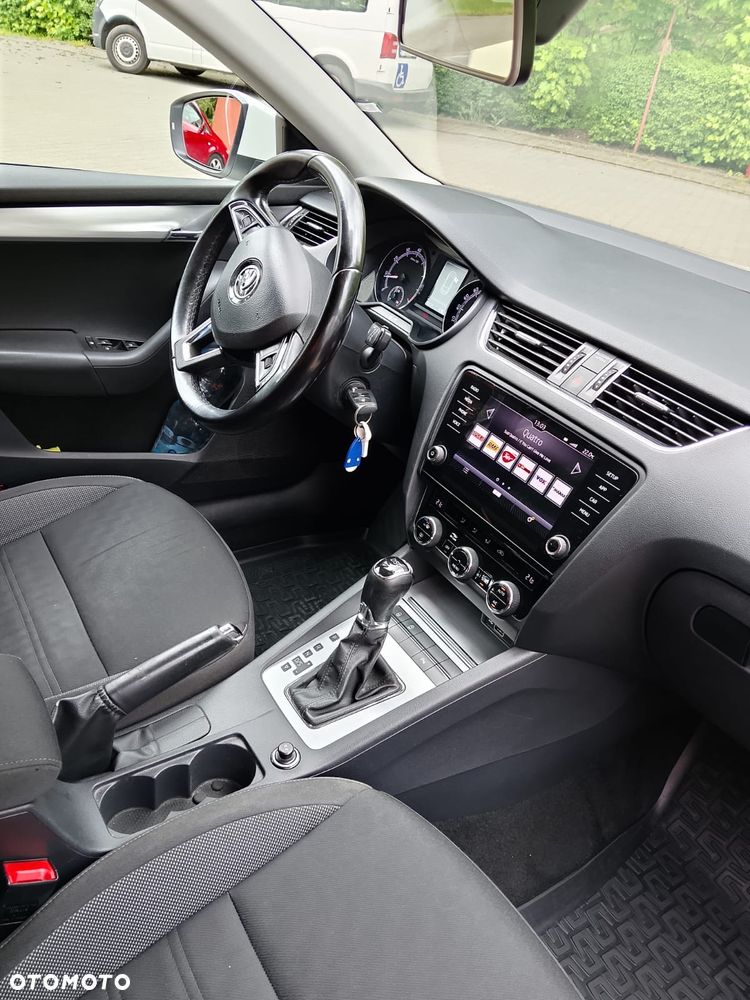 Skoda Octavia 1.4 TSI Ambition DSG - 7
