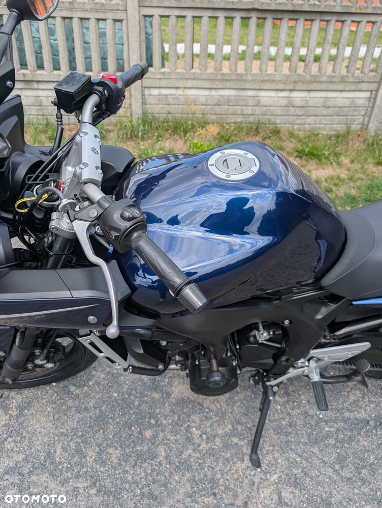 Yamaha FZ6 - 23