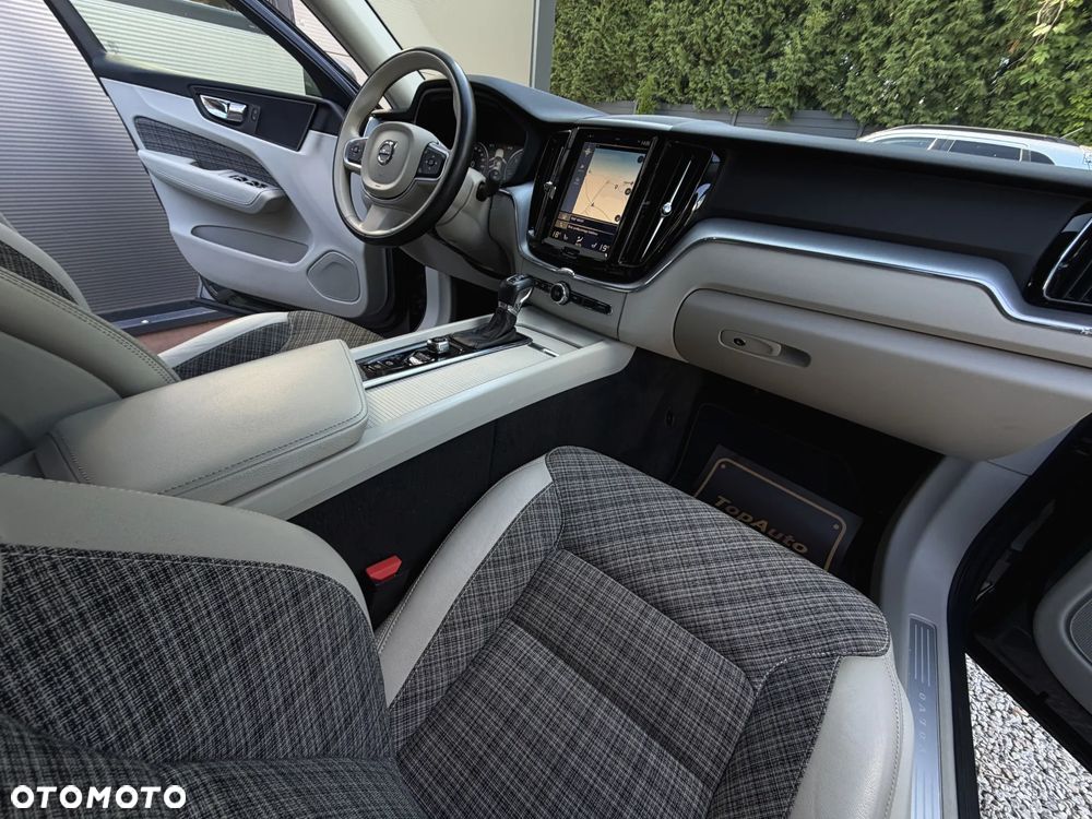 Volvo XC 60 D4 AWD Inscription - 15