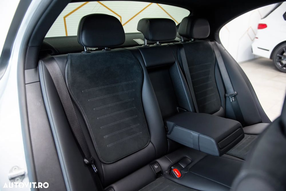 Mercedes-Benz C 300 e 9G-TRONIC AMG Line - 8