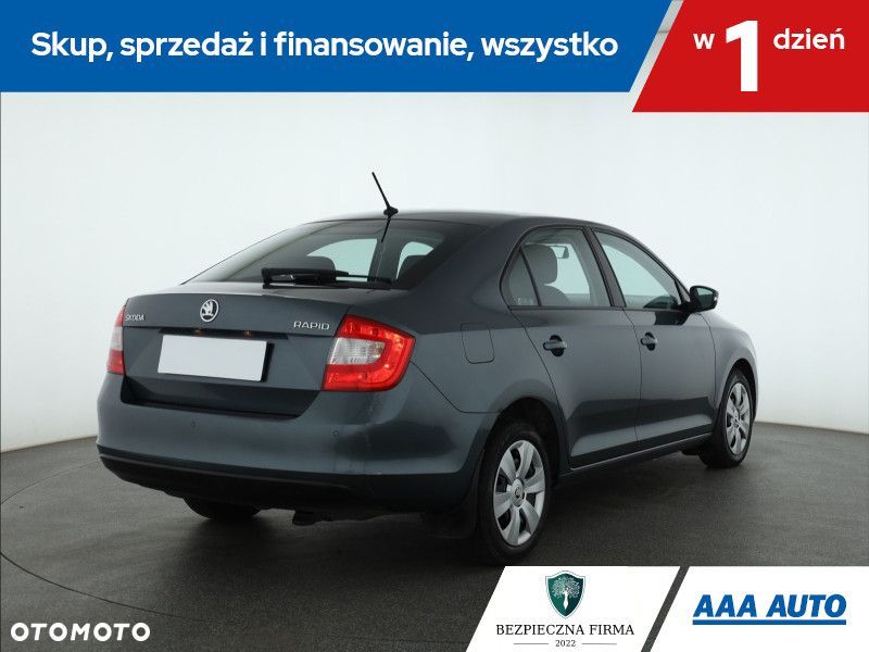 Skoda RAPID - 6
