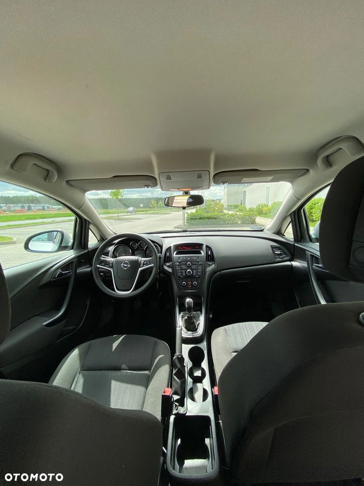 Opel Astra 1.4 T Essentia EU6 - 25