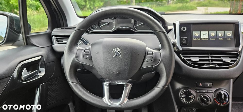 Peugeot 208 - 20
