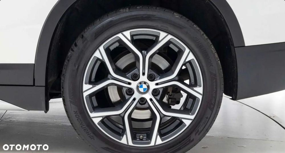BMW X1 xDrive20i xLine - 6