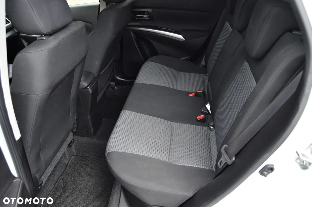 Suzuki SX4 S-Cross 1.4 SHVS Premium - 11