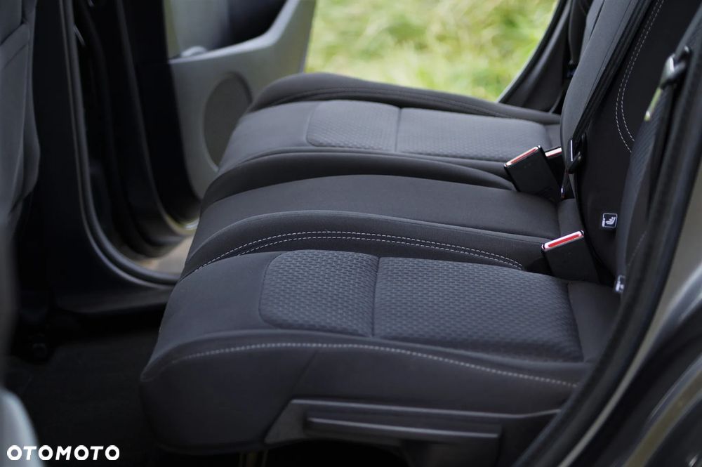 Ford Kuga - 29