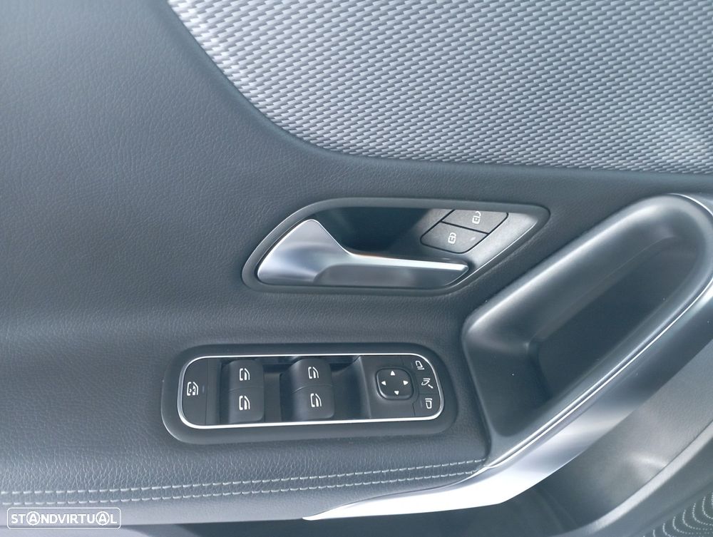 Mercedes-Benz A 180 7G-DCT Advanced Progressive - 7