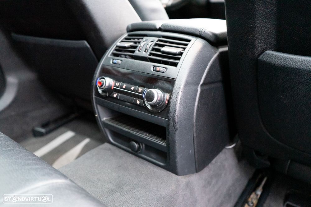 BMW M550d xDrive Auto - 54