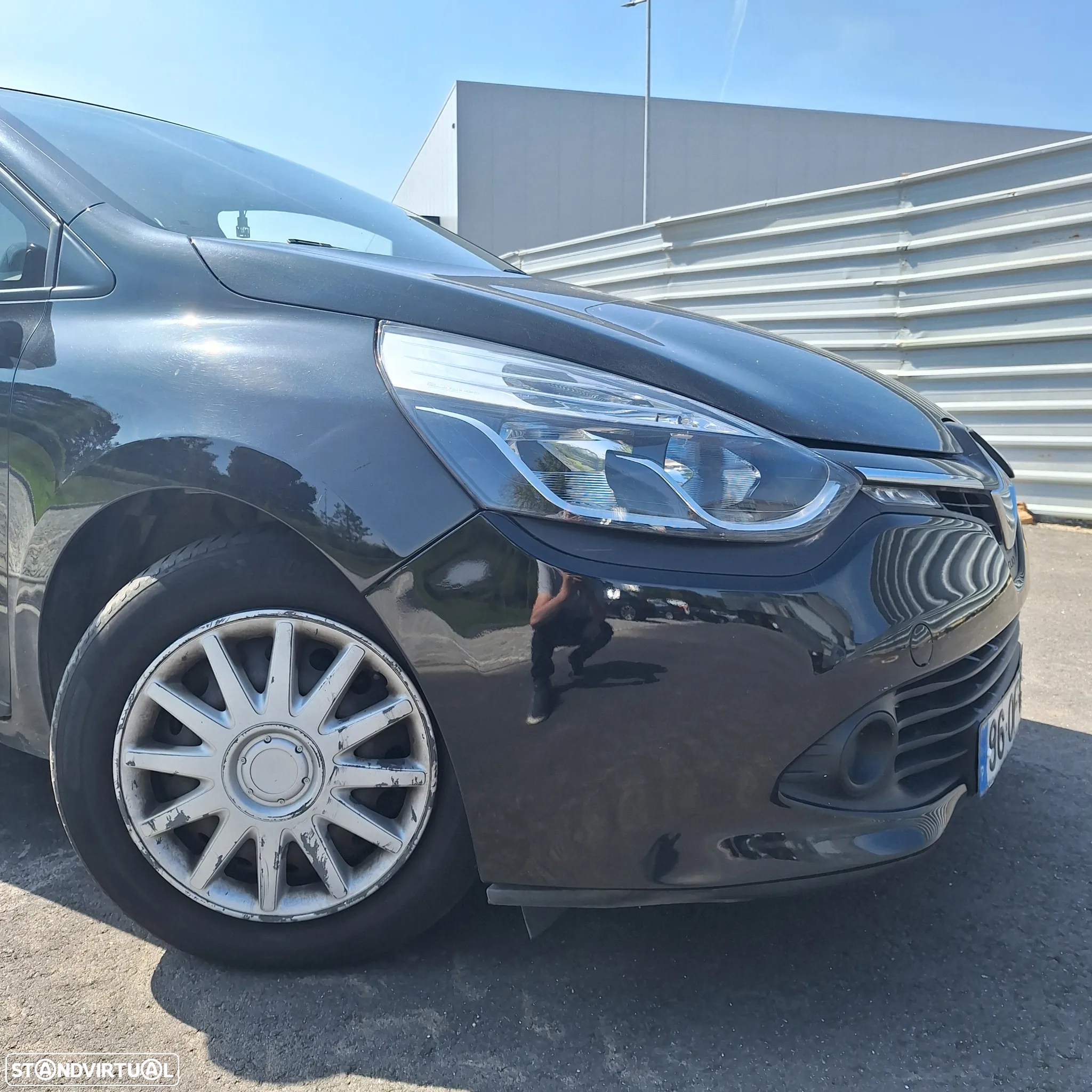 Renault Clio - 8
