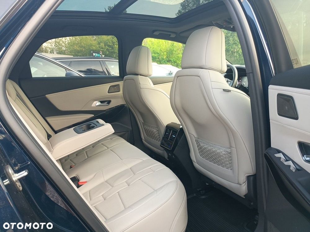 DS Automobiles DS 7 Crossback - 17