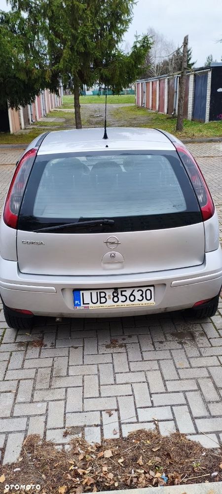 Opel Corsa - 8