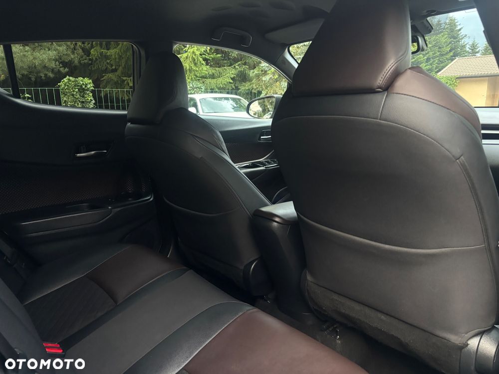 Toyota C-HR Business-Edition - 22