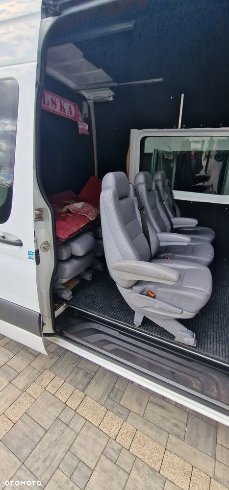 Mercedes-Benz Sprinter - 20
