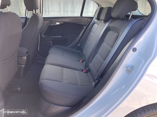 Fiat Tipo 1.3 M-Jet Street - 27